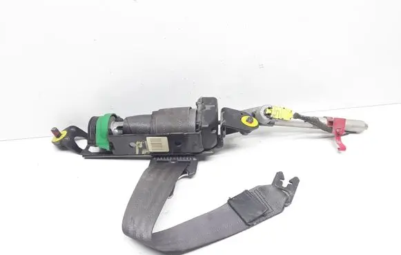 Volvo V70 Front seatbelt 8626240