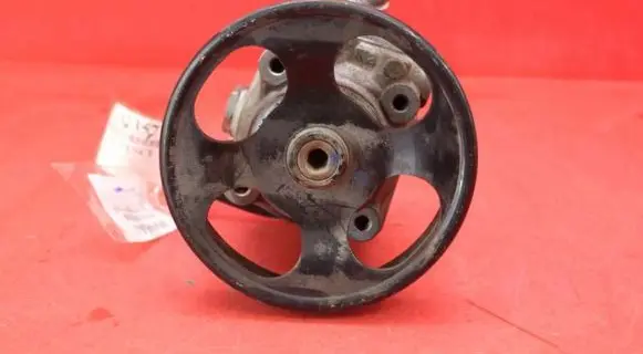 Volvo XC90 Power steering pump P30741375