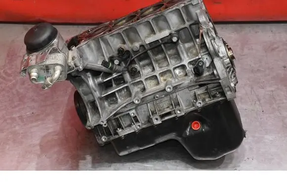BMW 3 E90 E91 Engine block 7521270