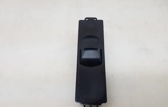 Mercedes-Benz Vito Viano W639 Electric window control switch A6395451413