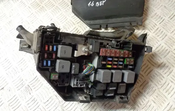 Ford Mondeo MK IV Fuse box set 6G9T14A076AF 6G9T14A067AB