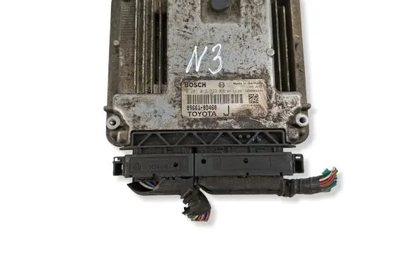 Toyota Yaris Engine control unit/module 896610D460 0281012323
