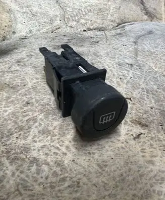 Citroen Berlingo Windscreen/window heater switch