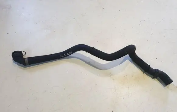 Audi A4 S4 B6 8E 8H Heater radiator pipe/hose 