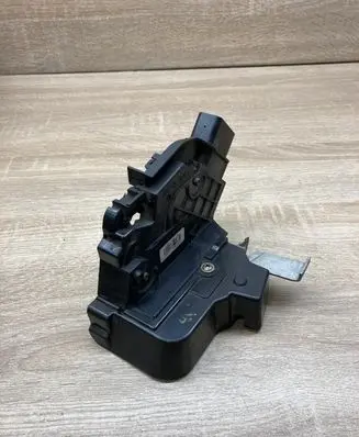 Ford Focus Rear door lock 4M5AA26412BB 2400001