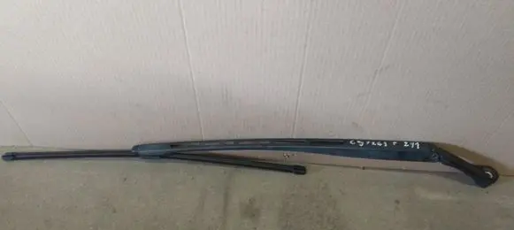 Citroen C5 Windshield/front glass wiper blade 9682797980