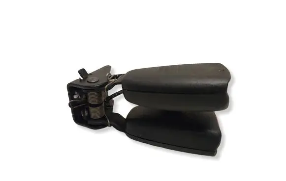 Volvo XC70 Rear seatbelt buckle 30780619
