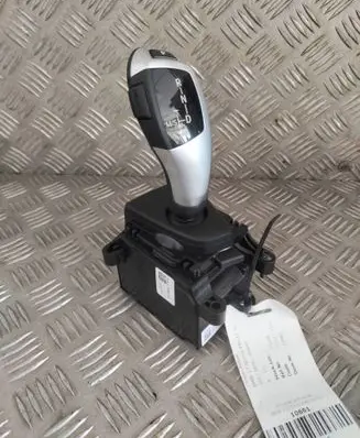 BMW 3 F30 F35 F31 Gear shifter/selector 1009997100 90297171323228 1305201700