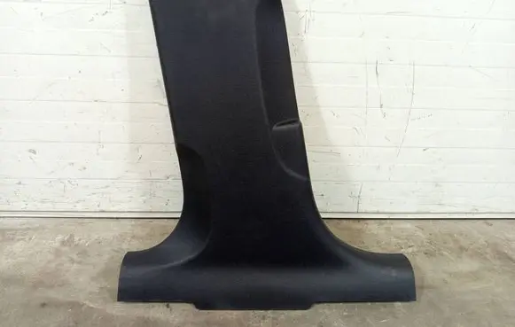 (B) pillar trim (bottom)