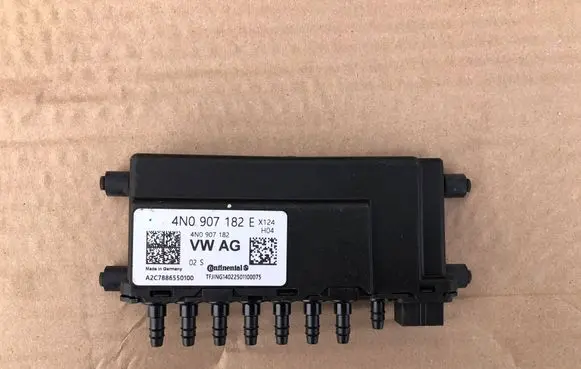 Audi A8 S8 D5 Other control units/modules 4N0907182E 4N0907182 A2C7886550100