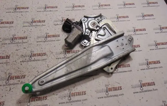 Toyota Auris 150 Rear door window regulator with motor 857100D100