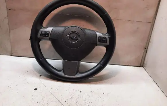 Opel Astra H Steering wheel