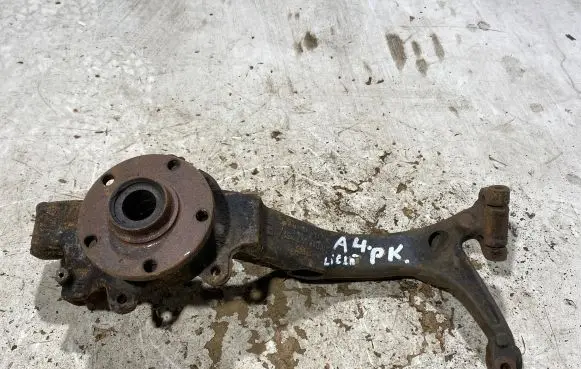 Audi A4 S4 B5 8D Front wheel hub spindle knuckle 8d0407257