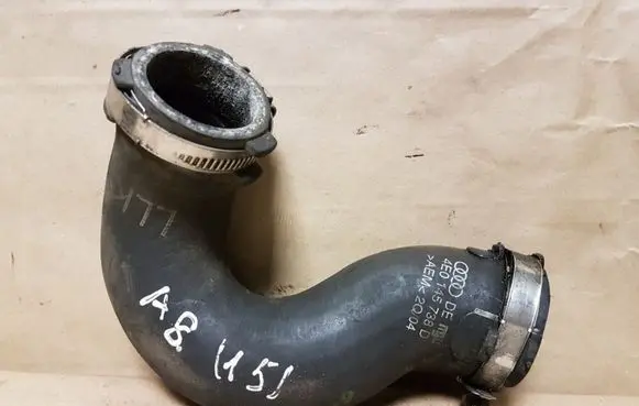 Audi A8 S8 D3 4E Intercooler hose/pipe 4E0145738D