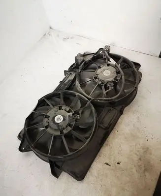 Ford Mustang VI Radiator cooling fan shroud