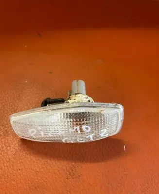 Hyundai Getz Front fender indicator light