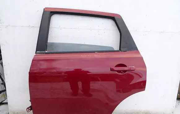 Nissan Qashqai+2 Rear door hmf
