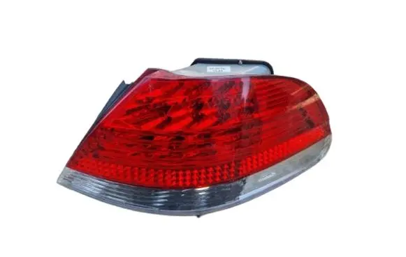 BMW 7 E65 E66 Rear/tail lights 6937236