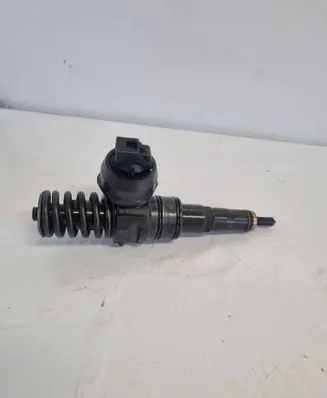 Audi A6 S6 C6 4F Fuel injector 0414720215