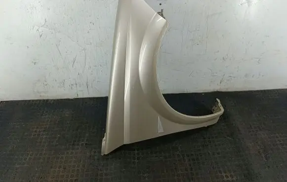 Renault Megane II Fender 82001126429