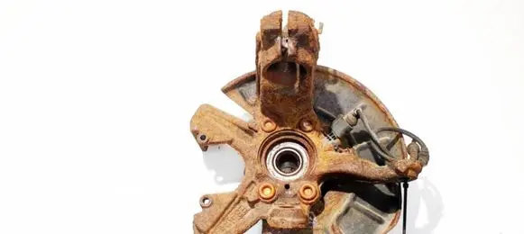 Volkswagen Golf V Front wheel hub
