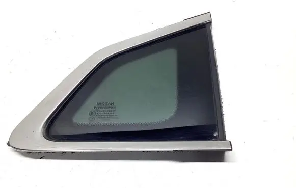 Nissan Qashqai Rear side window 833124EA0A 43R001595