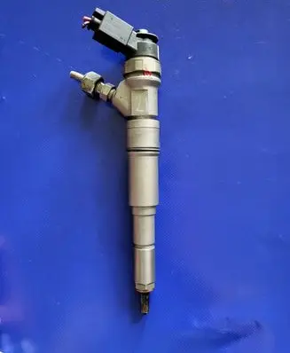BMW 1 E81 E87 Fuel injector 0445110209