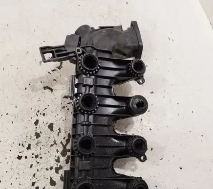 Ford Focus Intake manifold 9634941780
