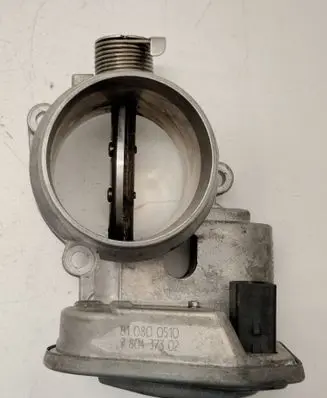 BMW 1 E81 E87 Throttle valve 7804373 B10800510