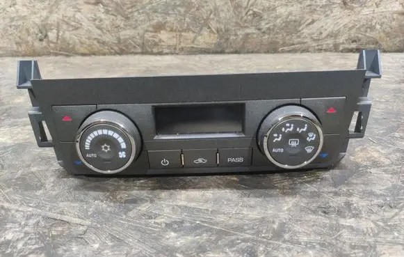 Cadillac SRX Climate control unit 25855590