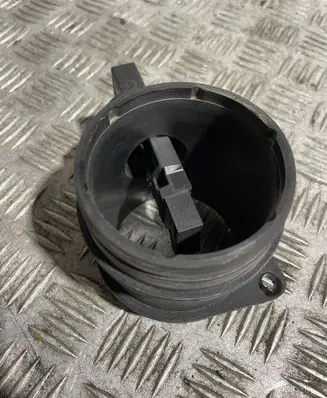 BMW 1 E81 E87 Mass air flow meter 7566989 0280218159
