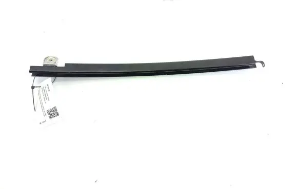 Mercedes-Benz GL X164 Rear door windshield rail a1647300519