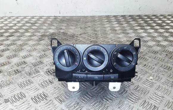 Mazda 5 Climate control unit M1900CC43G09