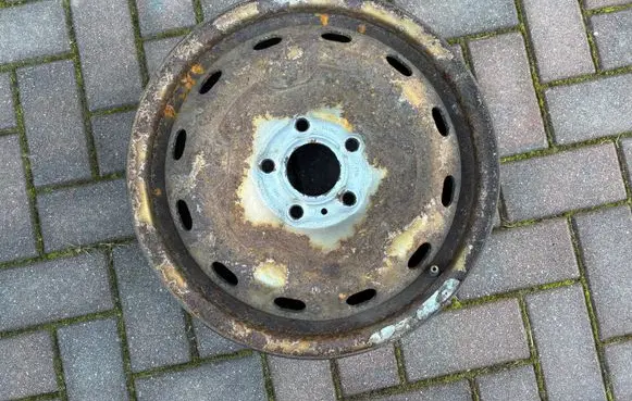 Renault Trafic III (X82) R16 steel rim 