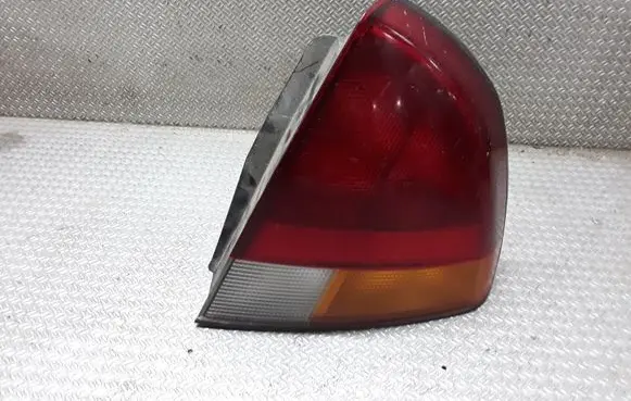 Mitsubishi Carisma Rear/tail lights MB944544