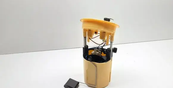 BMW 1 E82 E88 In-tank fuel pump 7190943