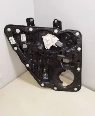 Volkswagen Touareg II Rear door window regulator with motor 7P6839755A