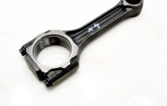Skoda Octavia Mk2 (1Z) Connecting rod/conrod 074B