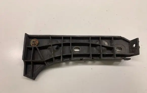 Audi A6 S6 C5 4B Front bumper mounting bracket 4B0807284 4B0807284B