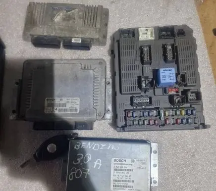 Peugeot 807 Engine ECU kit and lock set 0261207545 9648380380 9638858280