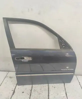 SsangYong Rexton Front door