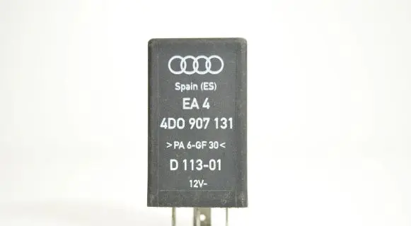 Audi A4 S4 B5 8D Other relay 4D0907131