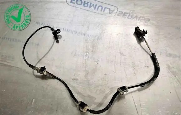 Opel Astra J Front ABS sensor wiring 13320258 PA612GF33K