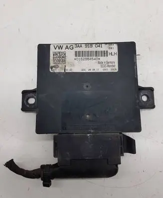 Volkswagen PASSAT B7 Power management control unit 3AA919041 0152964540