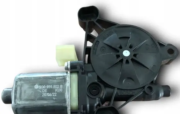 Audi A3 S3 8V Rear door window regulator motor 5Q0959802B