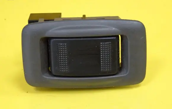 Mazda 323 Electric window control switch GE4T6638065