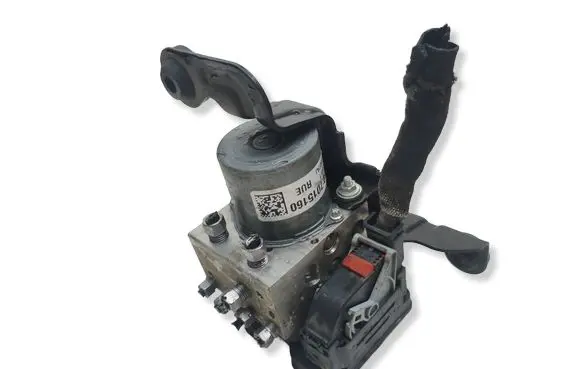 Chrysler Pacifica ABS Pump P68240037AJ P68240 T4F247661622