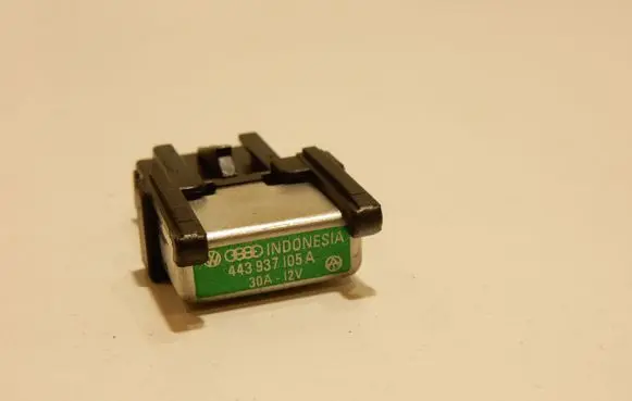 Audi A6 S6 C6 4F Other relay 443937105A 51401