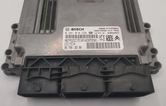 Citroen C3 Picasso Engine control unit/module 9666729580 9678818280 0281018228