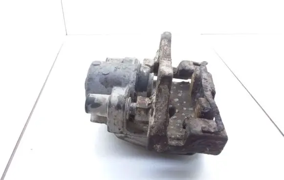 BMW 5 E39 Front brake caliper